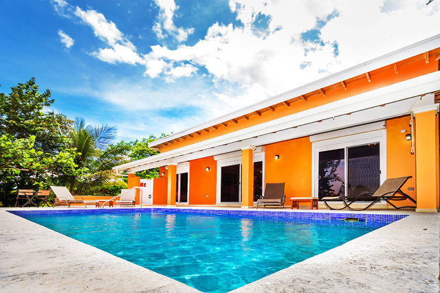 Spectacular Beachfront Home with Pool Maya Beach, Belize